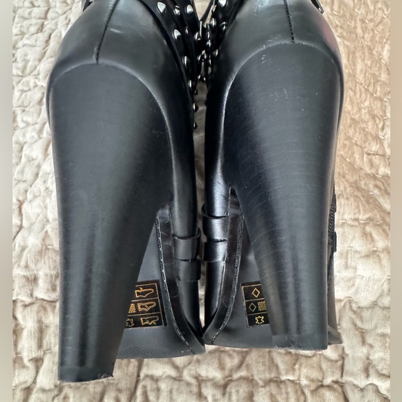 Aldo “Kedaella” Black Leather Studded Strappy Boots Size 8.5 - Picture 6 of 8